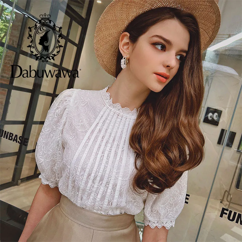Dabuwawa Half high collar Casual White Lace Shirt Women Summer Solid Short Lantern Sleeve Tops Loose Blouse Female DF1BST031
Dabuwawa Half high collar Casual White Lace Shirt Women Summer Solid Short Lantern Sleeve Tops Loose Blouse Female DF1BST031