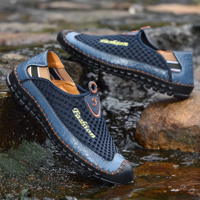 Summer Hollow Slip-on Men's Casual Shoes Anti-slip Outdoors Beach Shoes Men Fashion Comfortable Men Shoes zapatillas informales 
Summer Hollow Slip-on Men's Casual Shoes Anti-slip Outdoors Beach Shoes Men Fashion Comfortable Men Shoes zapatillas informales