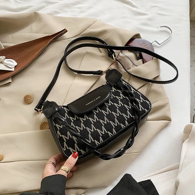 MBTI Fashion Handbags 2022 M Shape Embroidered Girl Autumn Winter Shoulder Bag Woman Lolita Gothic Tote Canvas Bag
MBTI Fashion Handbags 2022 M Shape Embroidered Girl Autumn Winter Shoulder Bag Woman Lolita Gothic Tote Canvas Bag