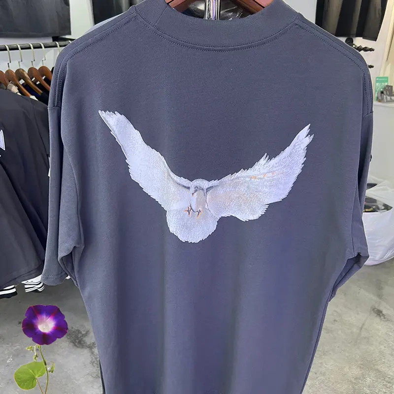 Kanye West High Quality Oversize Season T Shirt Pigeon Wings Print Men Women Heavy Fabric T-shirt
Kanye West High Quality Oversize Season T Shirt Pigeon Wings Print Men Women Heavy Fabric T-shirt