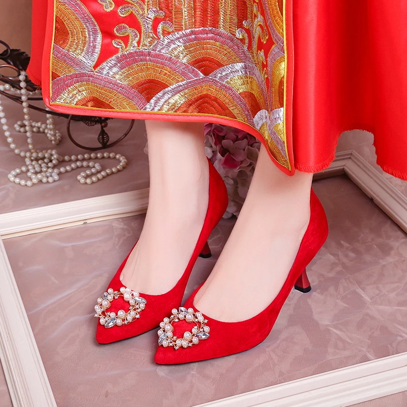 Women Pumps Fashion Ladies Rhinestone High Heels Soft Leather Heels Shoes Woman Pointed Toe Non-slip Wedding Shoes Zapatos Mujer
Women Pumps Fashion Ladies Rhinestone High Heels Soft Leather Heels Shoes Woman Pointed Toe Non-slip Wedding Shoes Zapatos Mujer