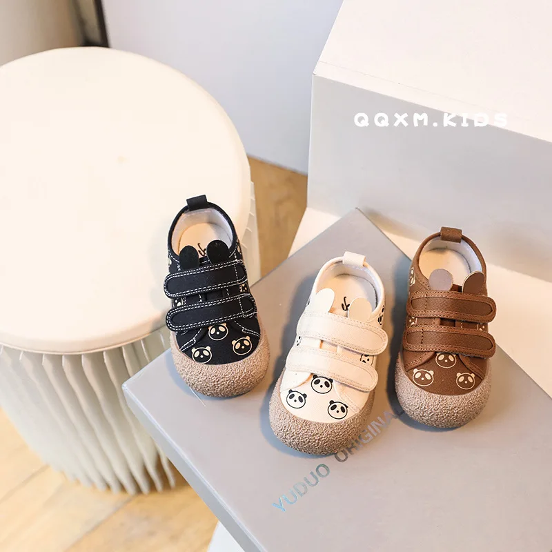 2023 Spring New Girls' Canvas Shoes Boys' Kindergarten Anti-skid Indoor Shoes Soft Sole Casual Single Shoes
2023 Spring New Girls' Canvas Shoes Boys' Kindergarten Anti-skid Indoor Shoes Soft Sole Casual Single Shoes