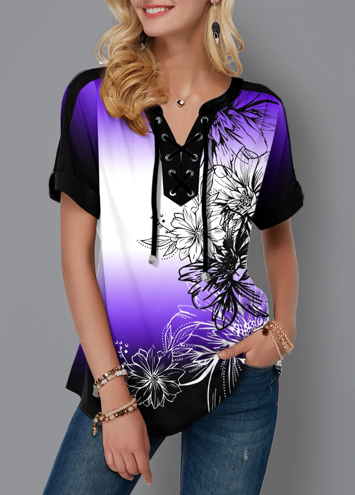 Ladies' Printed Strappy Blouse Short Sleeves Women's Tops V-neck Loose 2022 Casual Summer New Female Tee Shirt
Ladies' Printed Strappy Blouse Short Sleeves Women's Tops V-neck Loose 2022 Casual Summer New Female Tee Shirt