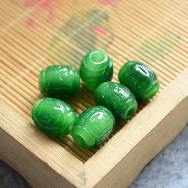 Delicate Pendant DIY Jewelry Accessories Necklace Gifts Natural Dry Jadeite Hand-carved Elegant Neck Crafts
Delicate Pendant DIY Jewelry Accessories Necklace Gifts Natural Dry Jadeite Hand-carved Elegant Neck Crafts