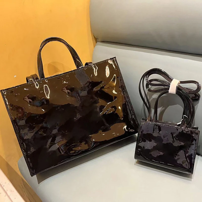 Fashion Brand Designer Women's Shoulder Bags for Women 2023 New Luxury Paint Bright Handbag Female Bag Purses Large Capacity y2k
Fashion Brand Designer Women's Shoulder Bags for Women 2023 New Luxury Paint Bright Handbag Female Bag Purses Large Capacity y2k