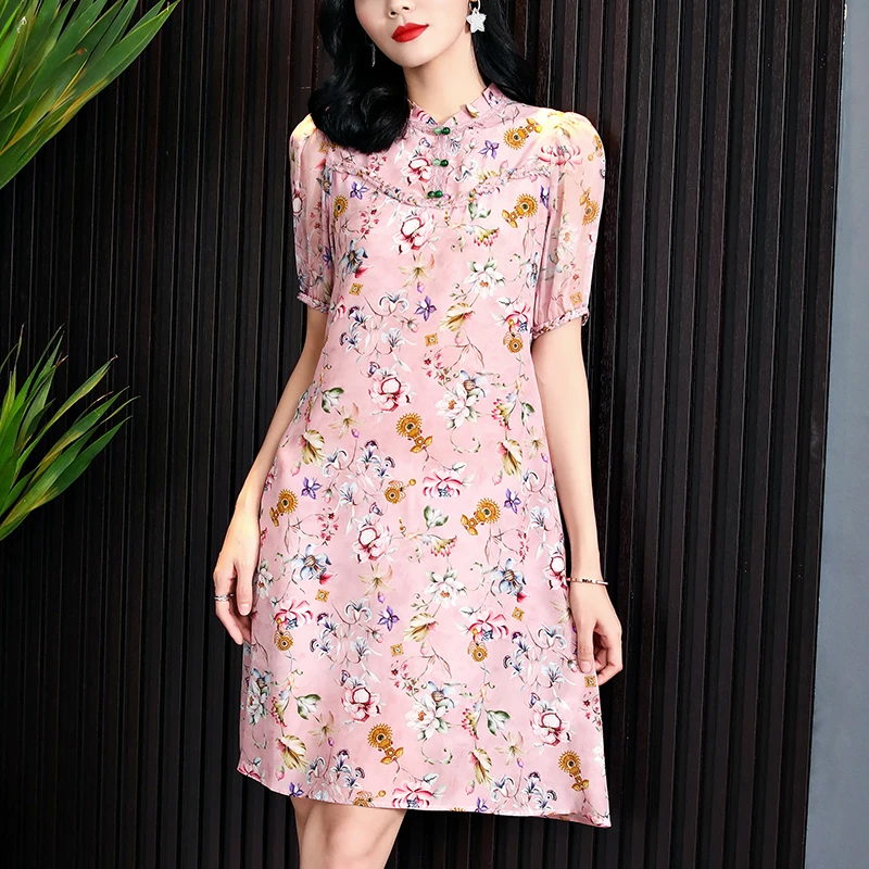 2022 Summer Women's Vintage Dresses Elegant Short Sleeve Women Fashion Floral Dress A-line 100% Real Silk Woman Cheongsam Dress
2022 Summer Women's Vintage Dresses Elegant Short Sleeve Women Fashion Floral Dress A-line 100% Real Silk Woman Cheongsam Dress