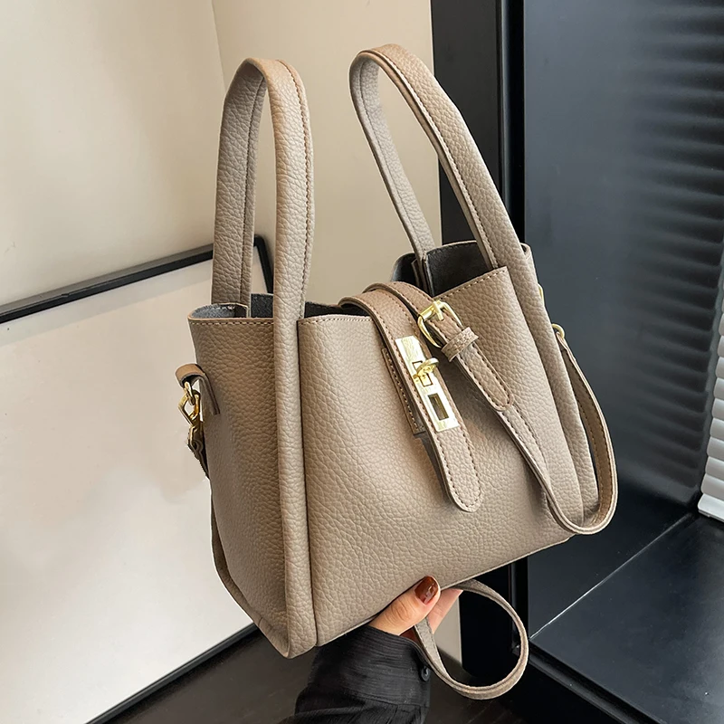 Casual Cute Small PU Leather Crossbody Bags For Women 2023 Winter Shoulder Handbags Female Travel Kawaii Totes Ladies Hand Bag
Casual Cute Small PU Leather Crossbody Bags For Women 2023 Winter Shoulder Handbags Female Travel Kawaii Totes Ladies Hand Bag