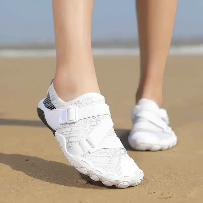 Женские сандалии с массивной подошвой, босоножки на плоской подошве, туфли Tenisky, хит продаж для девочек, летние женские босоножки для тенниса
Женские сандалии с массивной подошвой, босоножки на плоской подошве, туфли Tenisky, хит продаж для девочек, летние женские босоножки для тенниса