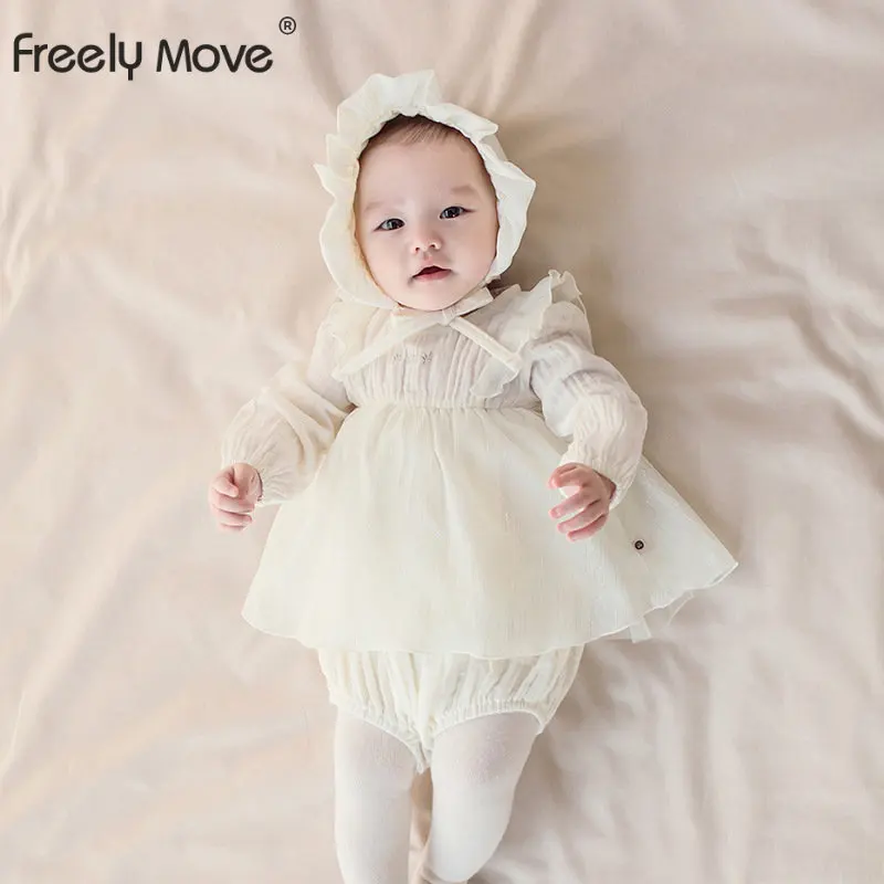 Детский комбинезон с длинным рукавом, с оборками
Детский комбинезон с длинным рукавом, с оборками