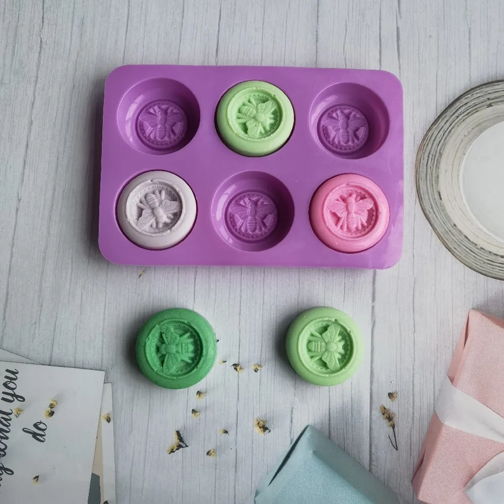 Round Bees Pattern Silicone Soap Molds DIY Aromath Soaps Scented Candle Chocolate Mousse Making Handmade Soap Bar
Round Bees Pattern Silicone Soap Molds DIY Aromath Soaps Scented Candle Chocolate Mousse Making Handmade Soap Bar