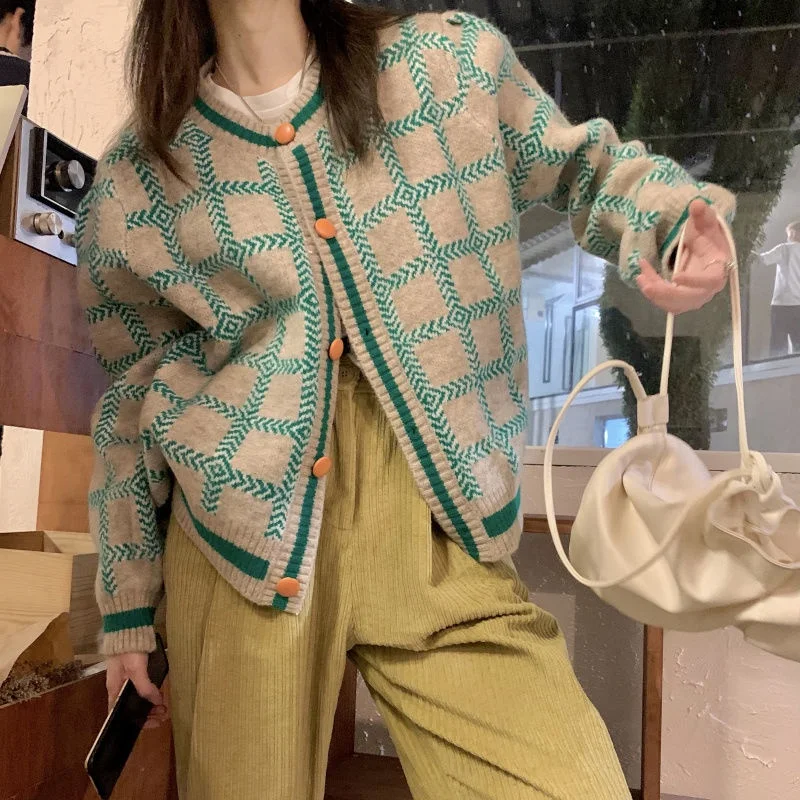 Fragrance Vintage Versatile High Sense Celebrity Vintage Fashion Long Sleeve Loose Woemn Cardigan Sweater
Fragrance Vintage Versatile High Sense Celebrity Vintage Fashion Long Sleeve Loose Woemn Cardigan Sweater