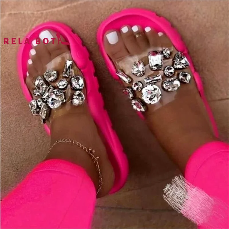 New Diamond Plat Summer Women's Shoes Colors Wide Diamond Thick Pedal Cool Slippers TPR Dot Shoes Women 2022 Flat Slides Leisure
New Diamond Plat Summer Women's Shoes Colors Wide Diamond Thick Pedal Cool Slippers TPR Dot Shoes Women 2022 Flat Slides Leisure