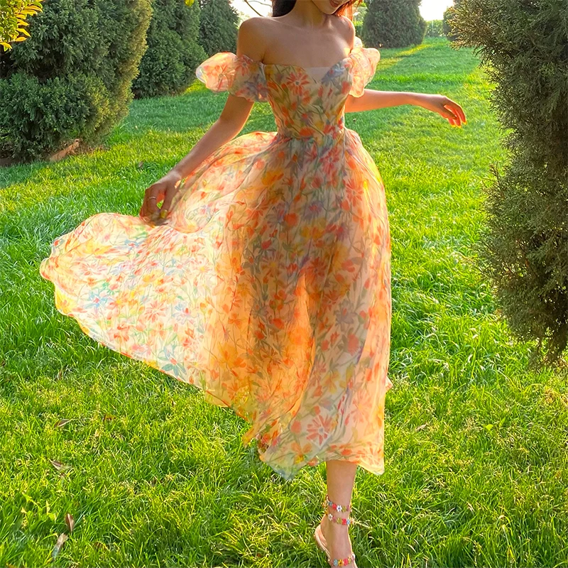 Shoulder Bubble Sleeve Floral Sling Spring/summer 2022 New Long Skirt Design Elegant Midi Dresses Vintage Beach Strap Kawaii 
Shoulder Bubble Sleeve Floral Sling Spring/summer 2022 New Long Skirt Design Elegant Midi Dresses Vintage Beach Strap Kawaii