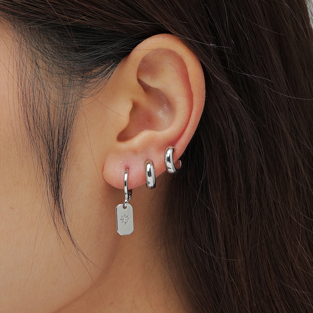 Модные ювелирные изделия LUNA CHIAO, Безразмерные односторонние кольца Huggies
Модные ювелирные изделия LUNA CHIAO, Безразмерные односторонние кольца Huggies