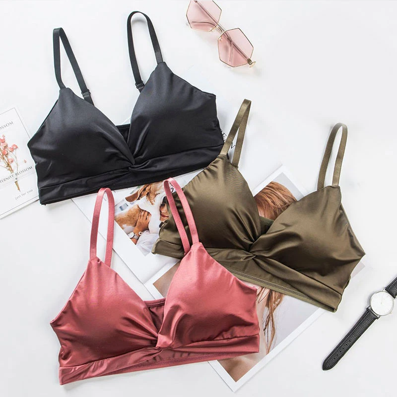 Underwear Women Wire Free Satin Bra Full Cap Bras for Women Hollow Padded Bra Top Lingerie Elegant Bralette Mujer Sexy Femmes
Underwear Women Wire Free Satin Bra Full Cap Bras for Women Hollow Padded Bra Top Lingerie Elegant Bralette Mujer Sexy Femmes