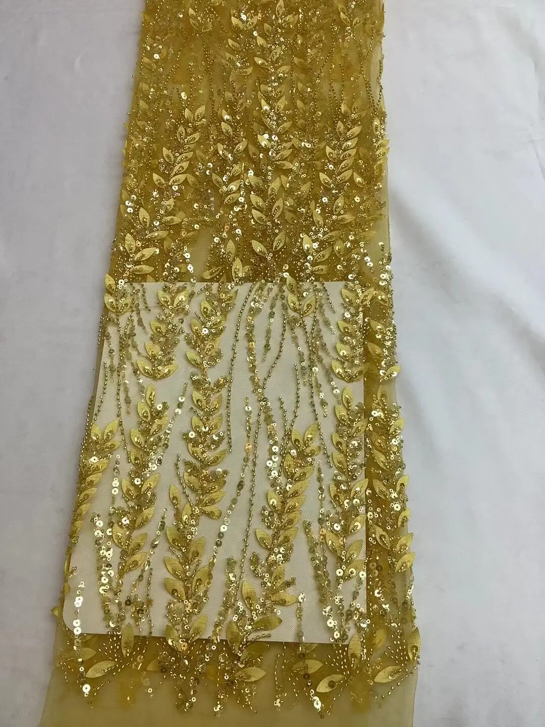 African Tulle Lace Fabric S-13068918 French High Quality Nigerian Net beads Lace Fabric With Sequins for Party Dresses
African Tulle Lace Fabric S-13068918 French High Quality Nigerian Net beads Lace Fabric With Sequins for Party Dresses