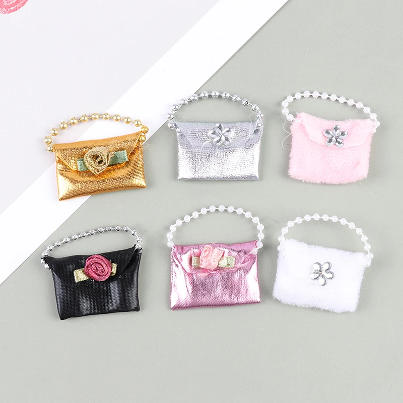 Модная женская сумочка для кукол, Сумка с жемчужной цепочкой, кошелек, аксессуары, игрушка для кукольного домика для детей 
Модная женская сумочка для кукол, Сумка с жемчужной цепочкой, кошелек, аксессуары, игрушка для кукольного домика для детей