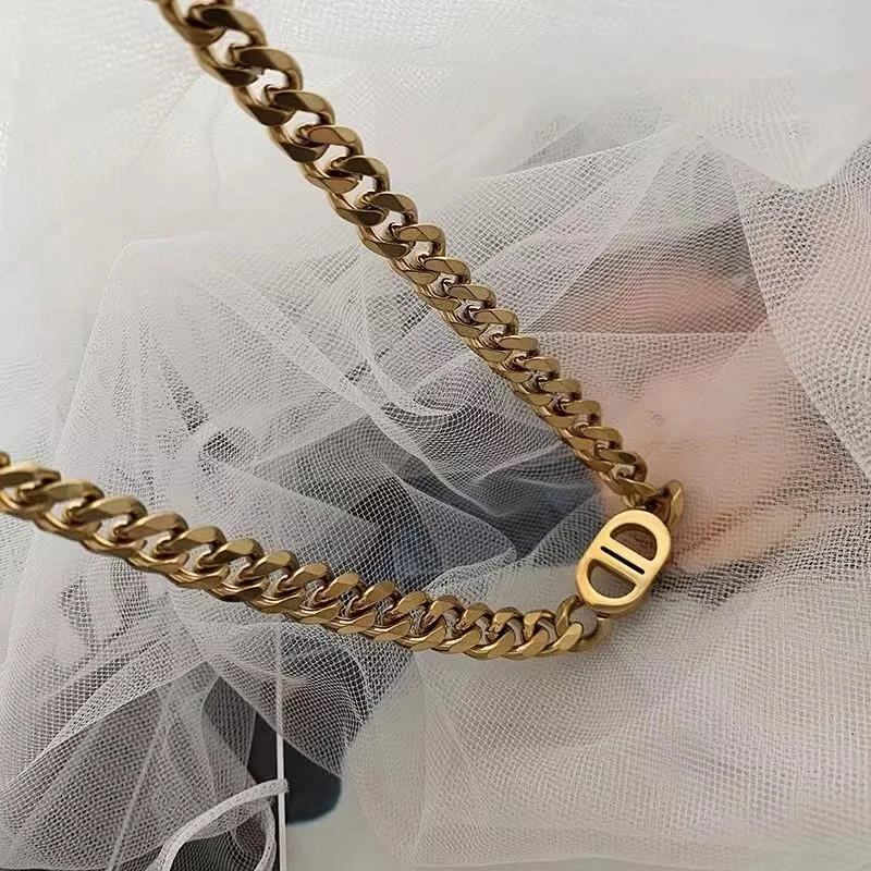 New Titanium Steel DD Letter Necklace Bracelet Female Hip Hop Personality Net Red Fashion Hundred Matches
New Titanium Steel DD Letter Necklace Bracelet Female Hip Hop Personality Net Red Fashion Hundred Matches