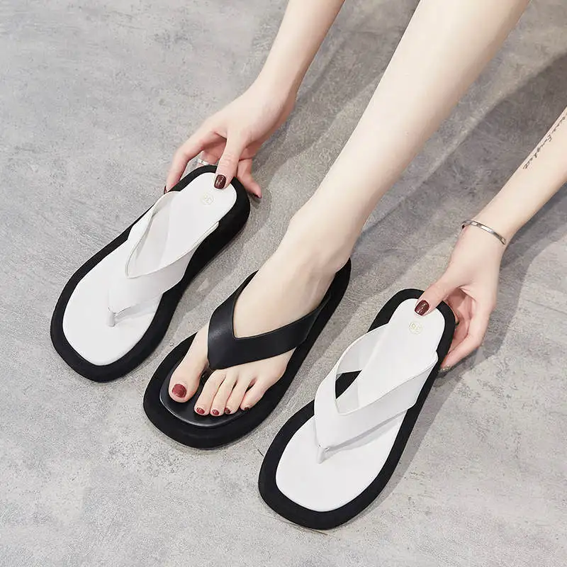 Luxury Flip Flops Without Laces Esparto Sandals Luxury Brand High Quality Platform Shoes Size 3 Guest Slippers Scarpes Tennis
Luxury Flip Flops Without Laces Esparto Sandals Luxury Brand High Quality Platform Shoes Size 3 Guest Slippers Scarpes Tennis
