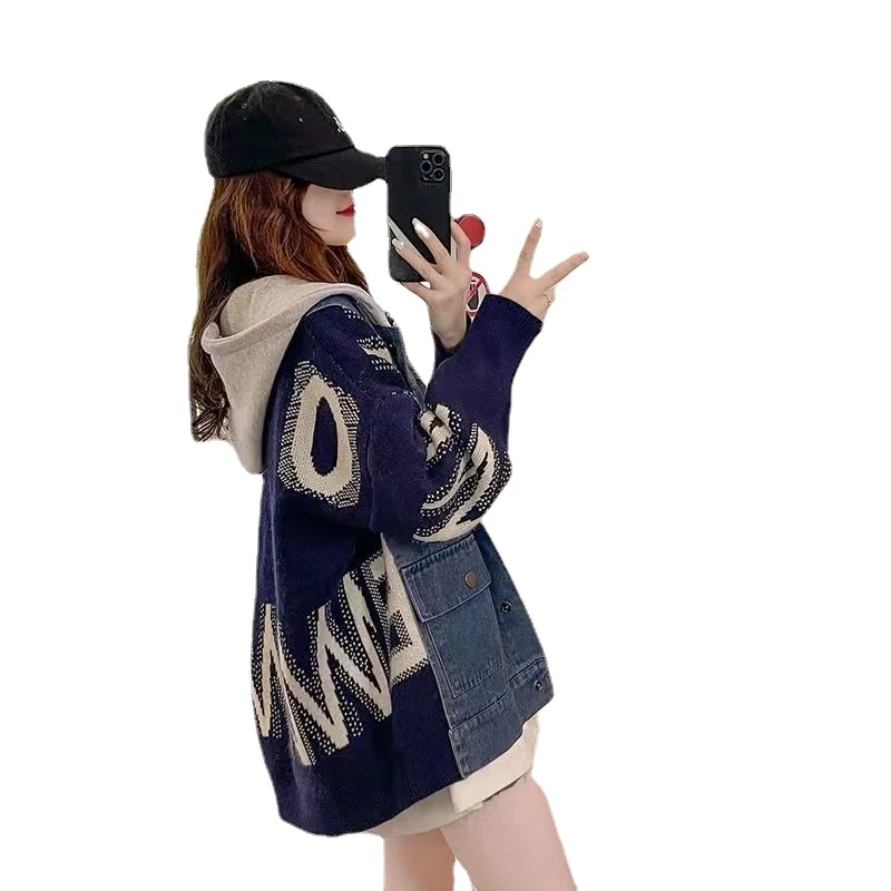 New Cowboy Splicing Sweater Thickened Outering Lax Age Reduction Knit Cardigan Coat Hooded Thickened Women Cardigan Sweater 
New Cowboy Splicing Sweater Thickened Outering Lax Age Reduction Knit Cardigan Coat Hooded Thickened Women Cardigan Sweater