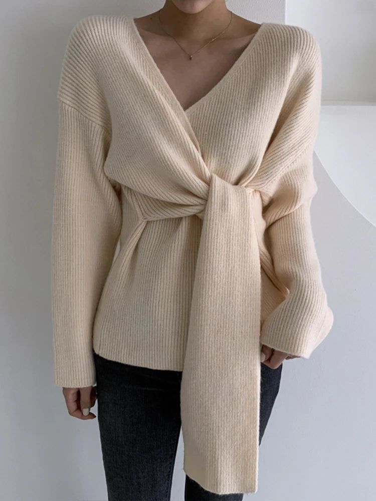 Elegant Knitted Sweater Women French Fashion Cross Bandage Pullover Female Autumn Winter Slim Long-sleeve Jumpers Ladies
Elegant Knitted Sweater Women French Fashion Cross Bandage Pullover Female Autumn Winter Slim Long-sleeve Jumpers Ladies