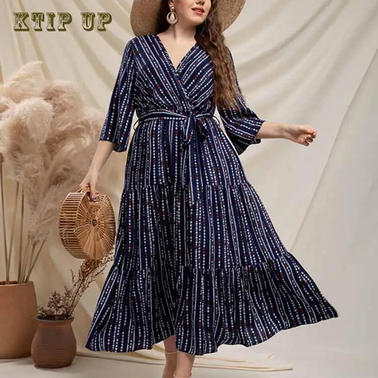 Женское платье-макси с цветочным принтом, большие размеры
Женское платье-макси с цветочным принтом, большие размеры