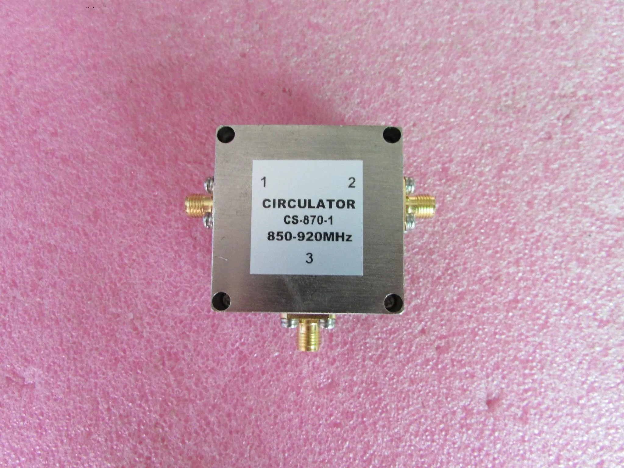 CS-870-1 850-920MHz SMA RF микроволновый коаксиальный циркулятор
CS-870-1 850-920MHz SMA RF микроволновый коаксиальный циркулятор