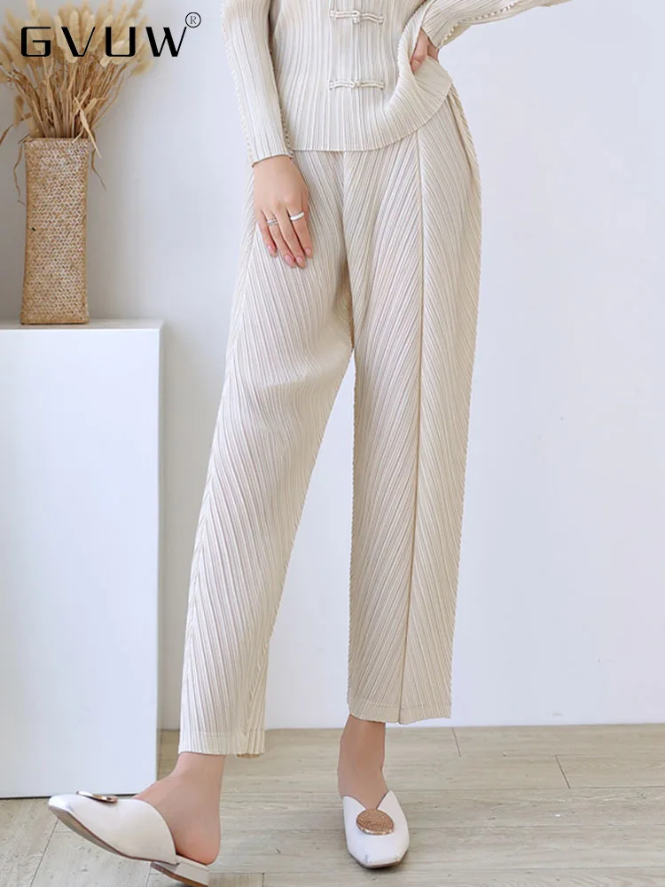 Летние Плиссированные Брюки-Карандаш GVUW 2023 длиной до щиколотки, Женские однотонные Свободные повседневные брюки с карманами и эластичным п...
Летние Плиссированные Брюки-Карандаш GVUW 2023 длиной до щиколотки, Женские однотонные Свободные повседневные брюки с карманами и эластичным п...