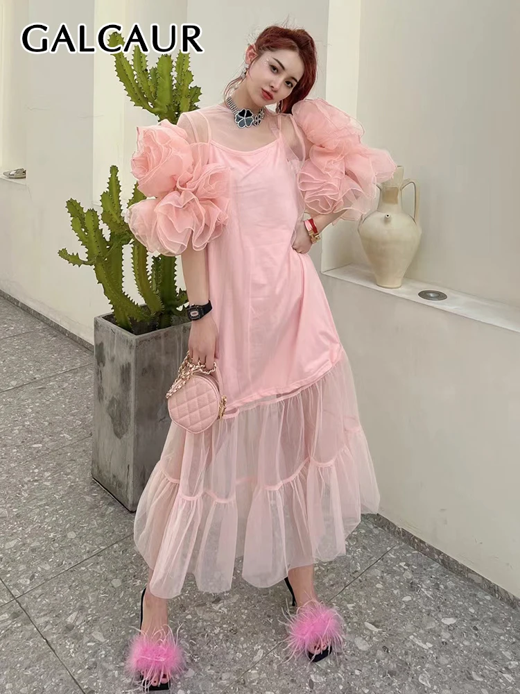 GALCAUR Plain Sheer Mesh Dress For Women O Neck Short Sleeve Straight Loose Fold Pleated Dresses Female 2022 Summer Clothing New
GALCAUR Plain Sheer Mesh Dress For Women O Neck Short Sleeve Straight Loose Fold Pleated Dresses Female 2022 Summer Clothing New