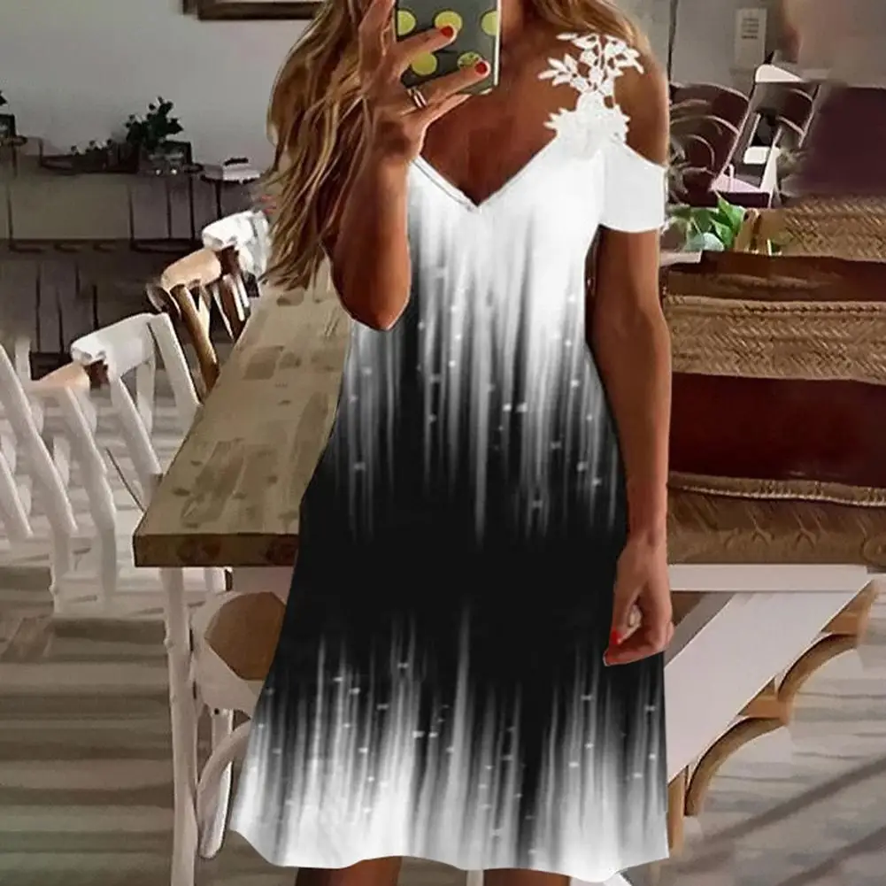 Women Dress Floral Print Lace Summer Slim-fitting A-Line Midi Dress for Party
Women Dress Floral Print Lace Summer Slim-fitting A-Line Midi Dress for Party