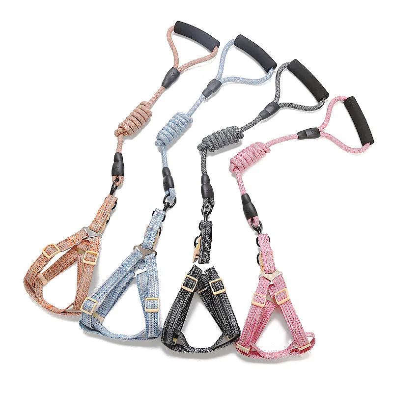 Pet Lead Dog Leash Dog Chain Foam Handle Lead Rope Set Pet Chest Strap Dog Harness Dog Harness Dog Accessories Small Dog
Pet Lead Dog Leash Dog Chain Foam Handle Lead Rope Set Pet Chest Strap Dog Harness Dog Harness Dog Accessories Small Dog