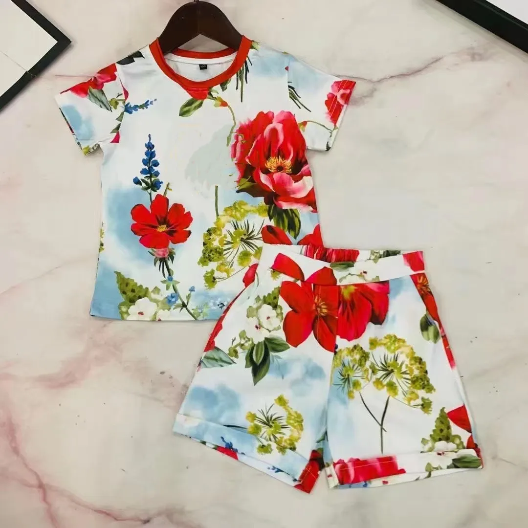 2022 Luxury Children's Clothing Girls' Suit European and American Style Summer Dress Round Neck Short-sleeved T-shirt +shorts
2022 Luxury Children's Clothing Girls' Suit European and American Style Summer Dress Round Neck Short-sleeved T-shirt +shorts