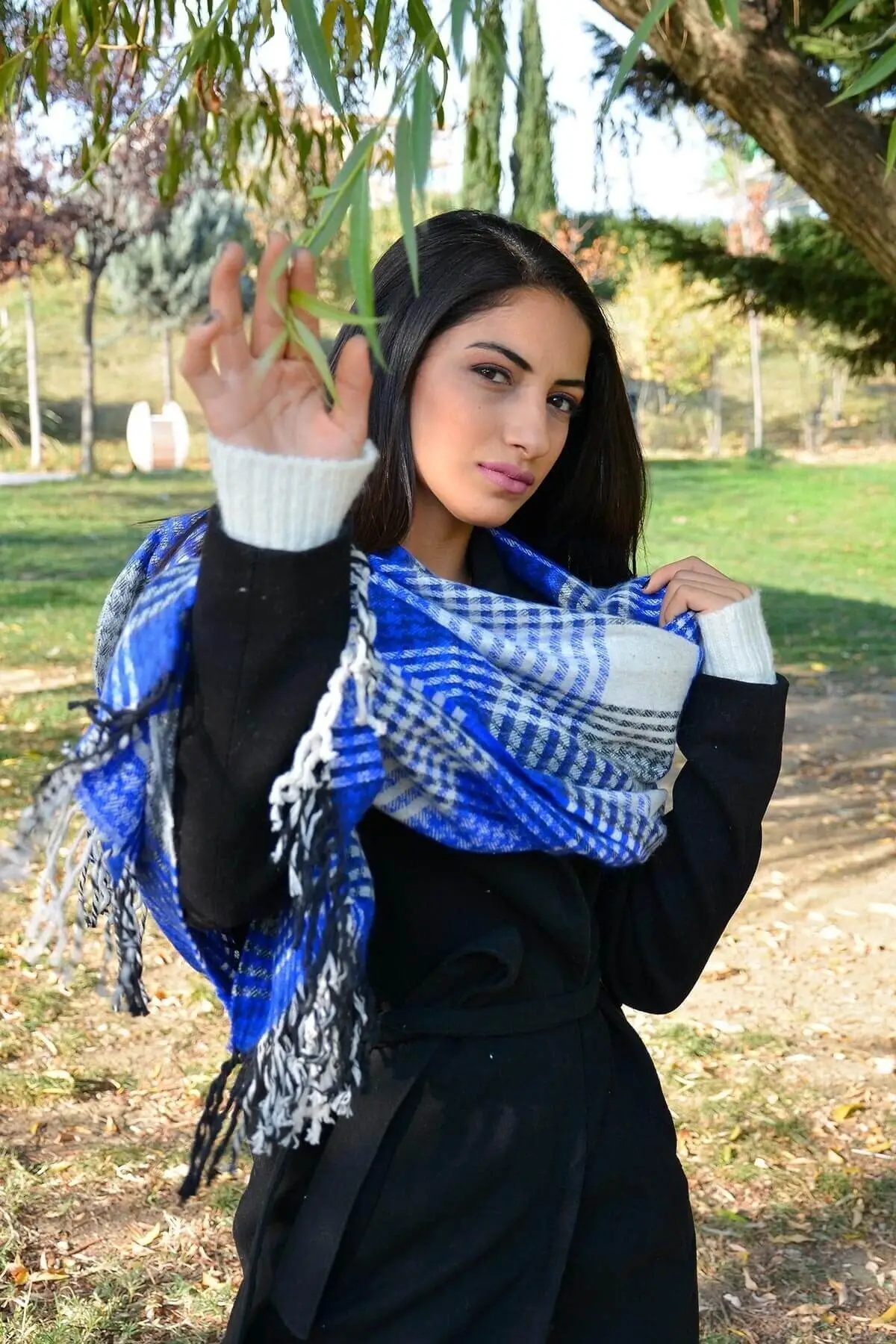 Women's Long Voile Warm Winter Color Shawl Ladies High Quality Scarf Soft Goose pillar pattern shawl saks
Women's Long Voile Warm Winter Color Shawl Ladies High Quality Scarf Soft Goose pillar pattern shawl saks