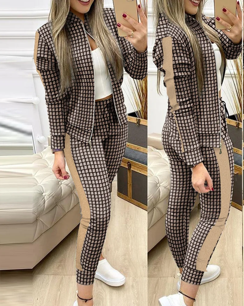Spring Casual Sport Suit Woen Plaid Printing Two Piece Set Outfits Woen Tracksuit Zipper Top and Pants
Spring Casual Sport Suit Woen Plaid Printing Two Piece Set Outfits Woen Tracksuit Zipper Top and Pants