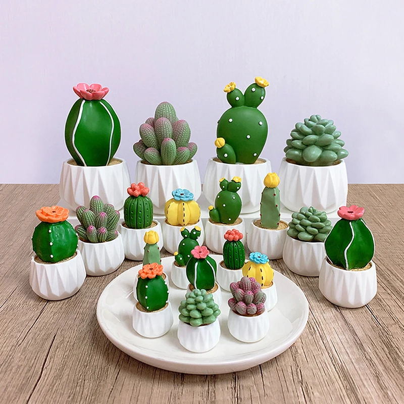 

1/4Pcs Dollhouse Miniature Succulent Potted Plant Cactus Bonsai Model Home Decor Toy Micro Landscape Car Desktop Ornament