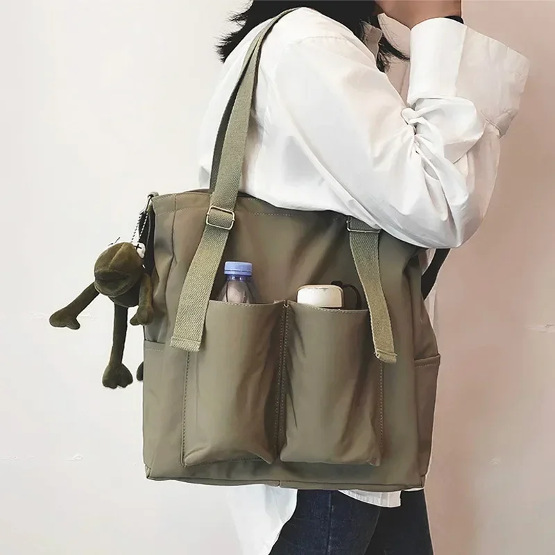 Capacity For Women's new Shopper Nylon Waterproof Zipper Large Bags Handbags 2022 Fashion Women Shoulder Bag Simple
Capacity For Women's new Shopper Nylon Waterproof Zipper Large Bags Handbags 2022 Fashion Women Shoulder Bag Simple