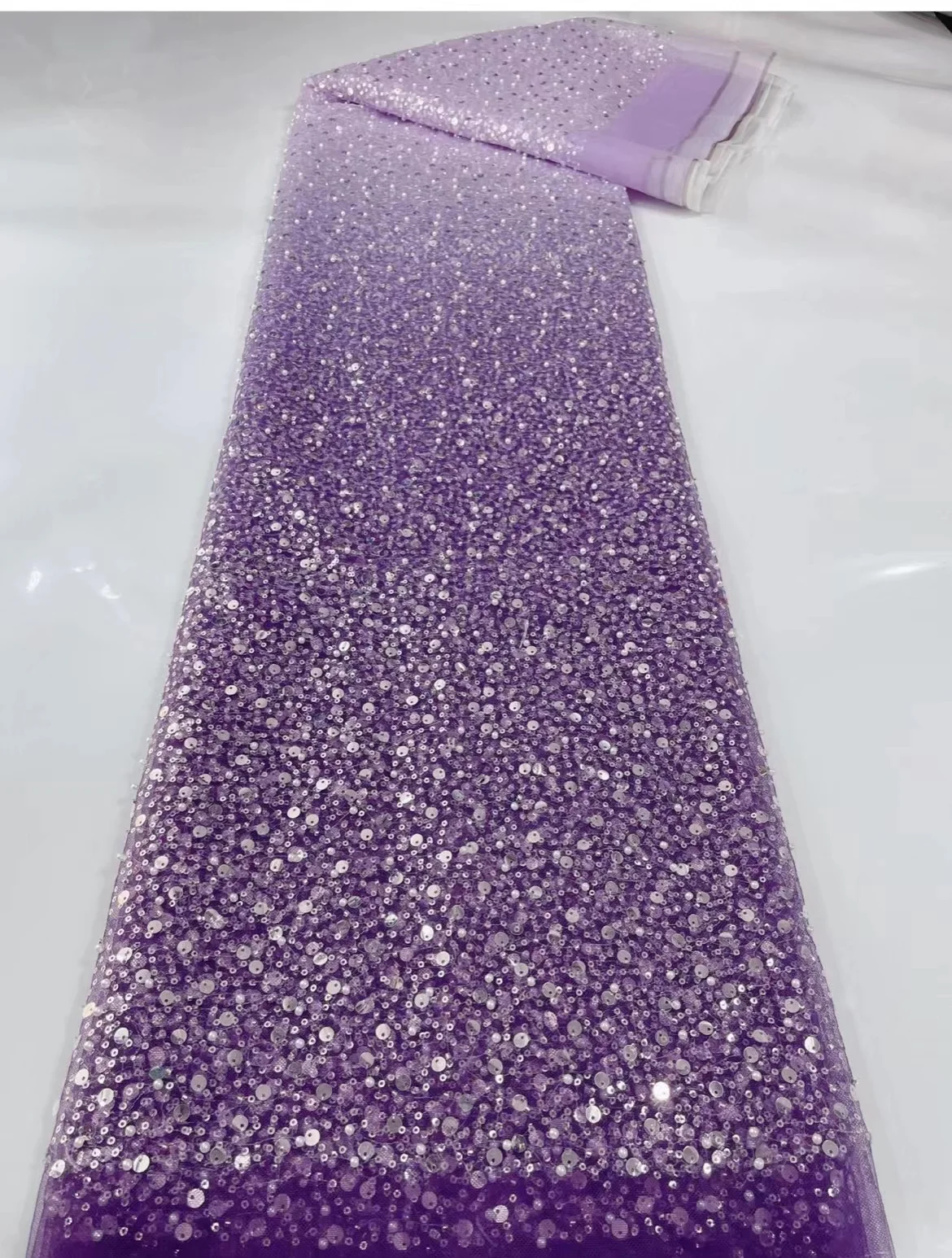 Latest High Quality Purple Machine Beaded with Sequins Haute Couture Design Dress Fabrics
Latest High Quality Purple Machine Beaded with Sequins Haute Couture Design Dress Fabrics