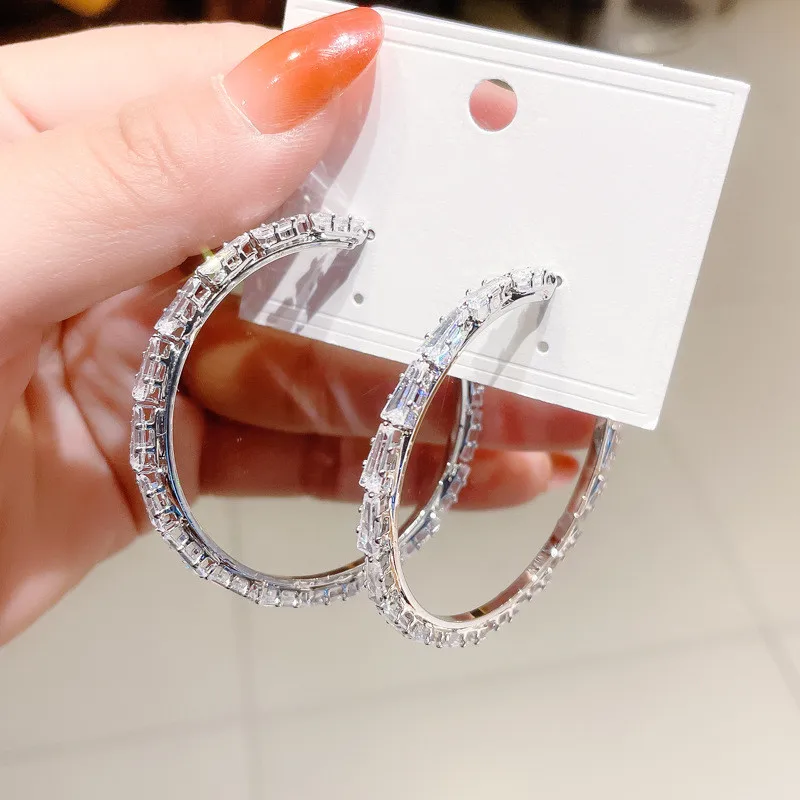 Zircon Earrings Large Circle Earrings Female High Quality Jewelry Banquet Exaggerate Fashion Luxury Bride Wedding Earrings
Zircon Earrings Large Circle Earrings Female High Quality Jewelry Banquet Exaggerate Fashion Luxury Bride Wedding Earrings