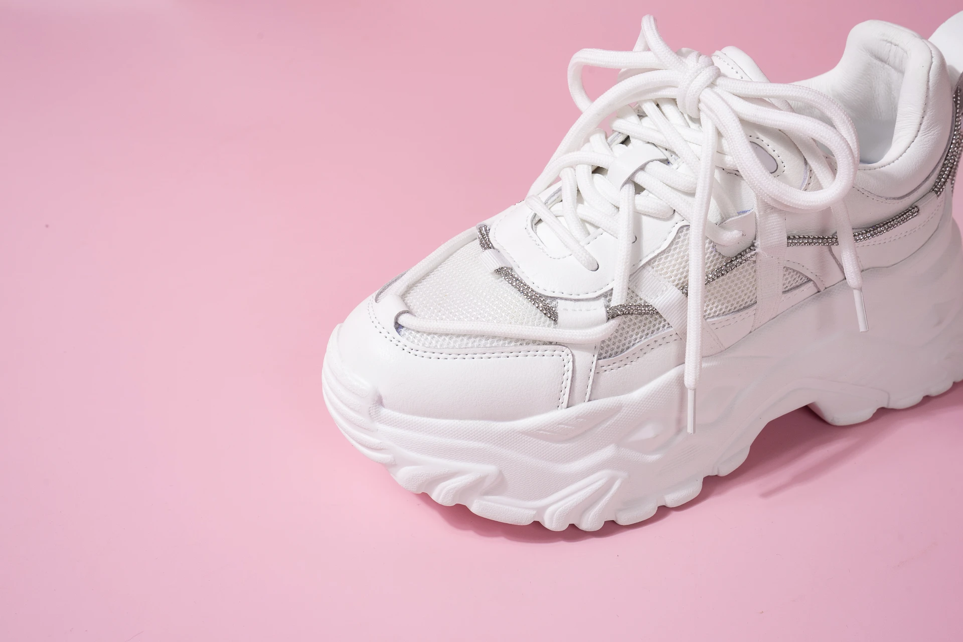 Dad Shoes Women's 2022 Spring and Summer New Fried Street Sponge Cake Thick Bottom Mesh Breathable Casual Sports Shoes Women
Dad Shoes Women's 2022 Spring and Summer New Fried Street Sponge Cake Thick Bottom Mesh Breathable Casual Sports Shoes Women