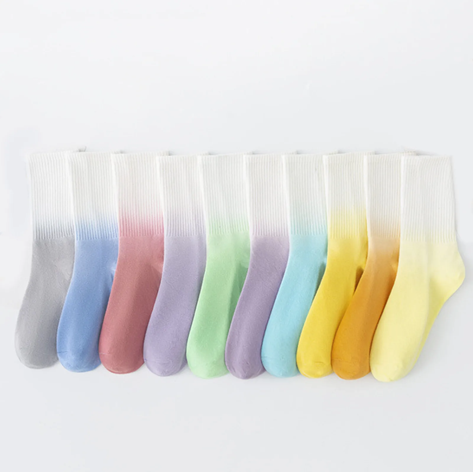 Korean Style Long Socks Womens Mens Autumn Winter Gradient Multicolor Socks Unisex Street Funny Couple Socks Harajuku Calcetines
Korean Style Long Socks Womens Mens Autumn Winter Gradient Multicolor Socks Unisex Street Funny Couple Socks Harajuku Calcetines