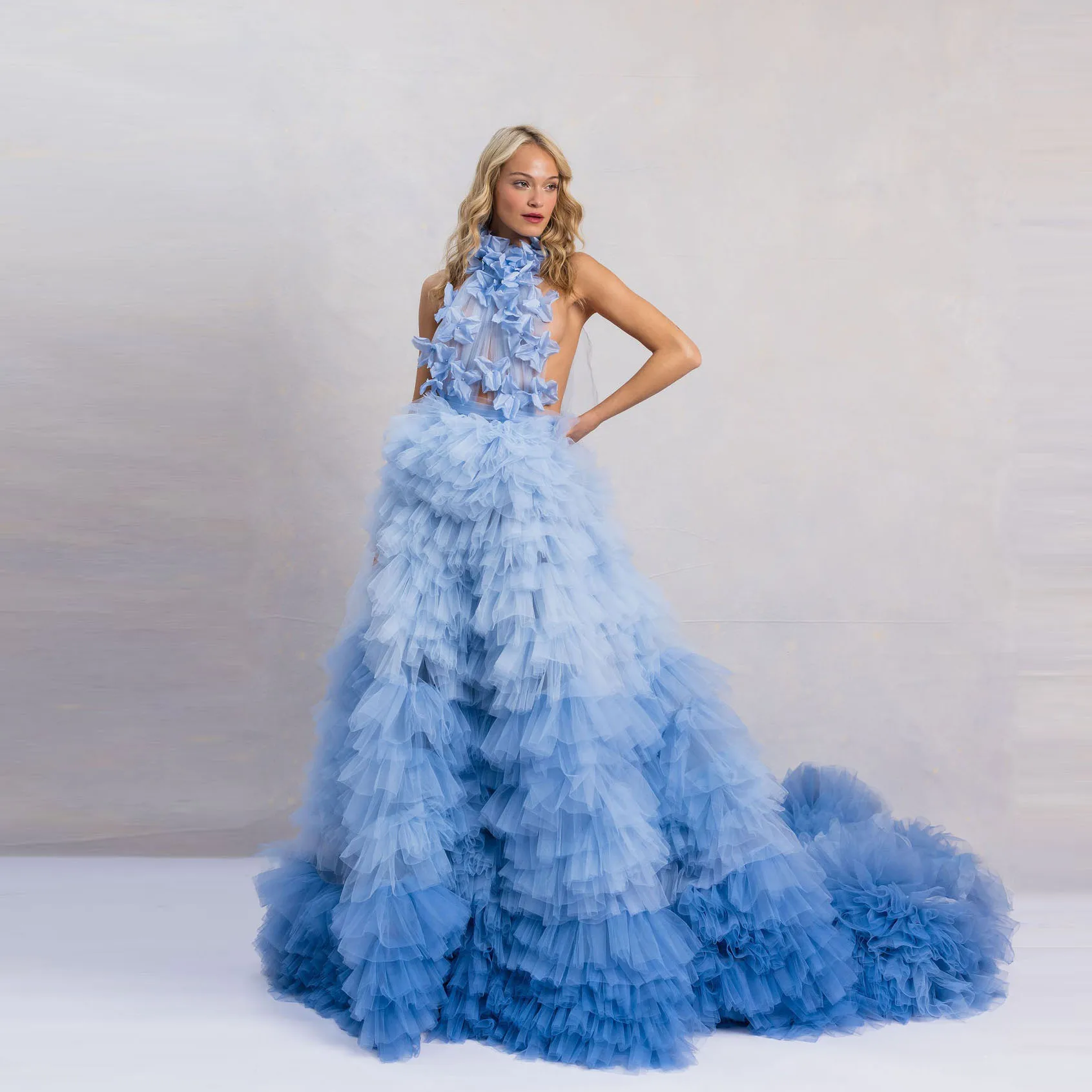 

Dreamlike Multi Color Blue Tiered Tulle Bridal Dresses Halter Backless Floral Formal Party Dresses Pretty Tutu Weddng Gowns