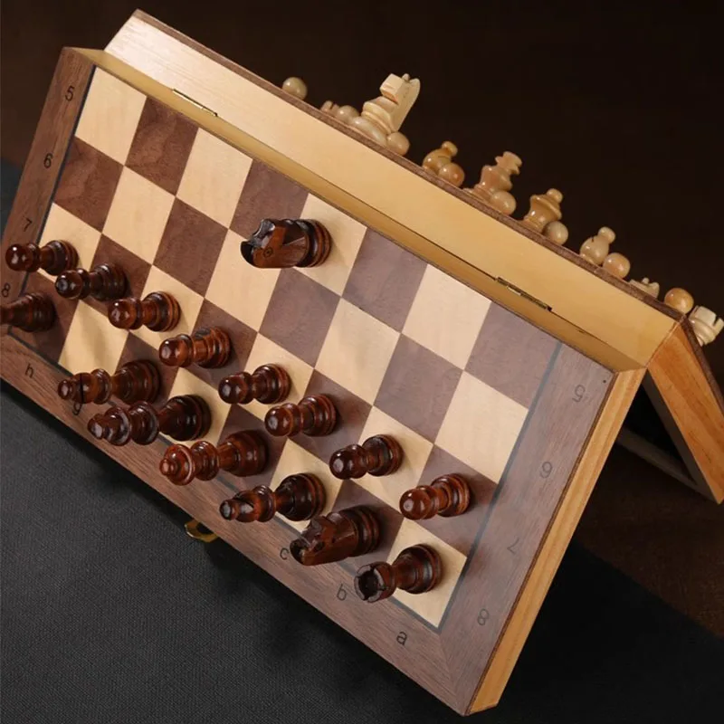 Indoor Design Classic Chess Party Cute Camping Amily Wooden Small Chess Set Magnetic Travel Board Spiele Sports Entertainment
Indoor Design Classic Chess Party Cute Camping Amily Wooden Small Chess Set Magnetic Travel Board Spiele Sports Entertainment