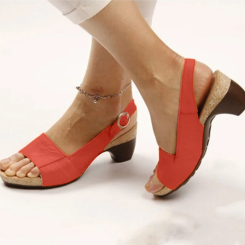 2022 Women's Gladiator Sandals Buckle Strap Woman Chunky Heels Peep Toe Ladies Casual Shoes Female Summer Autumn Fashion Sandals
2022 Women's Gladiator Sandals Buckle Strap Woman Chunky Heels Peep Toe Ladies Casual Shoes Female Summer Autumn Fashion Sandals