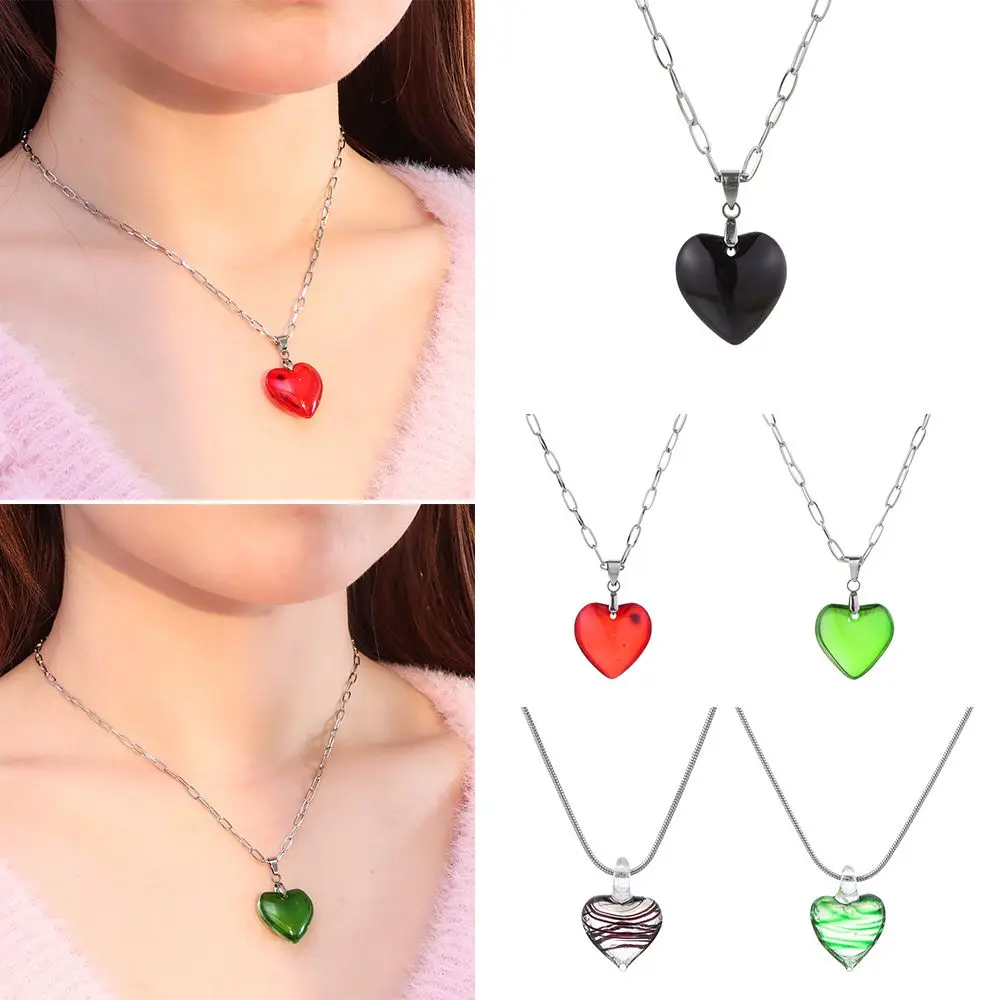 Fashion Zebra-Stripe Aesthetic Luxury Chokers Crystal Peach Heart Clavicle Chain Pendant Necklace
Fashion Zebra-Stripe Aesthetic Luxury Chokers Crystal Peach Heart Clavicle Chain Pendant Necklace