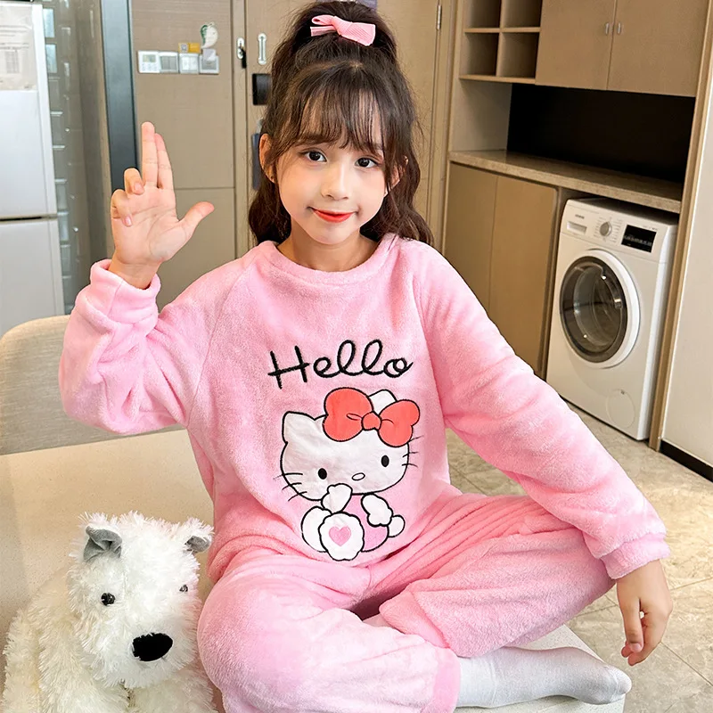 Sanrio Cinnamoroll зимняя фланелевая детская пижама комплект Kuromi My Melody плотный Пижамный костюм для мальчиков и девочек теплый милый Пижамный костюм
Sanrio Cinnamoroll зимняя фланелевая детская пижама комплект Kuromi My Melody плотный Пижамный костюм для мальчиков и девочек теплый милый Пижамный костюм