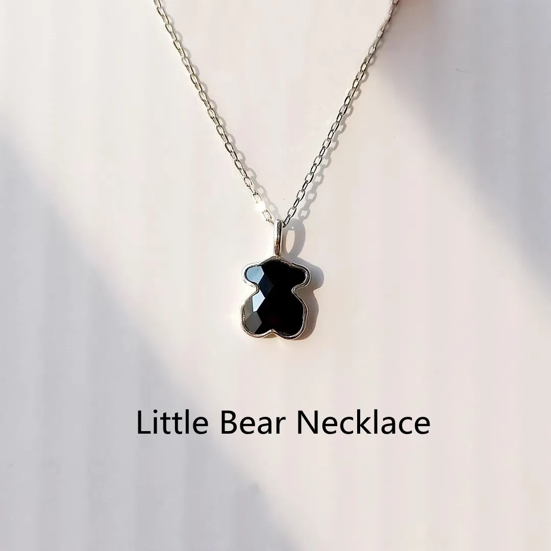 2024 New S925 Silver Charm 18k Fashion Couple Women's Necklace Cute Spanish Bear High Quality Luxury Jewelry Valentine's Day Gif
2024 New S925 Silver Charm 18k Fashion Couple Women's Necklace Cute Spanish Bear High Quality Luxury Jewelry Valentine's Day Gif