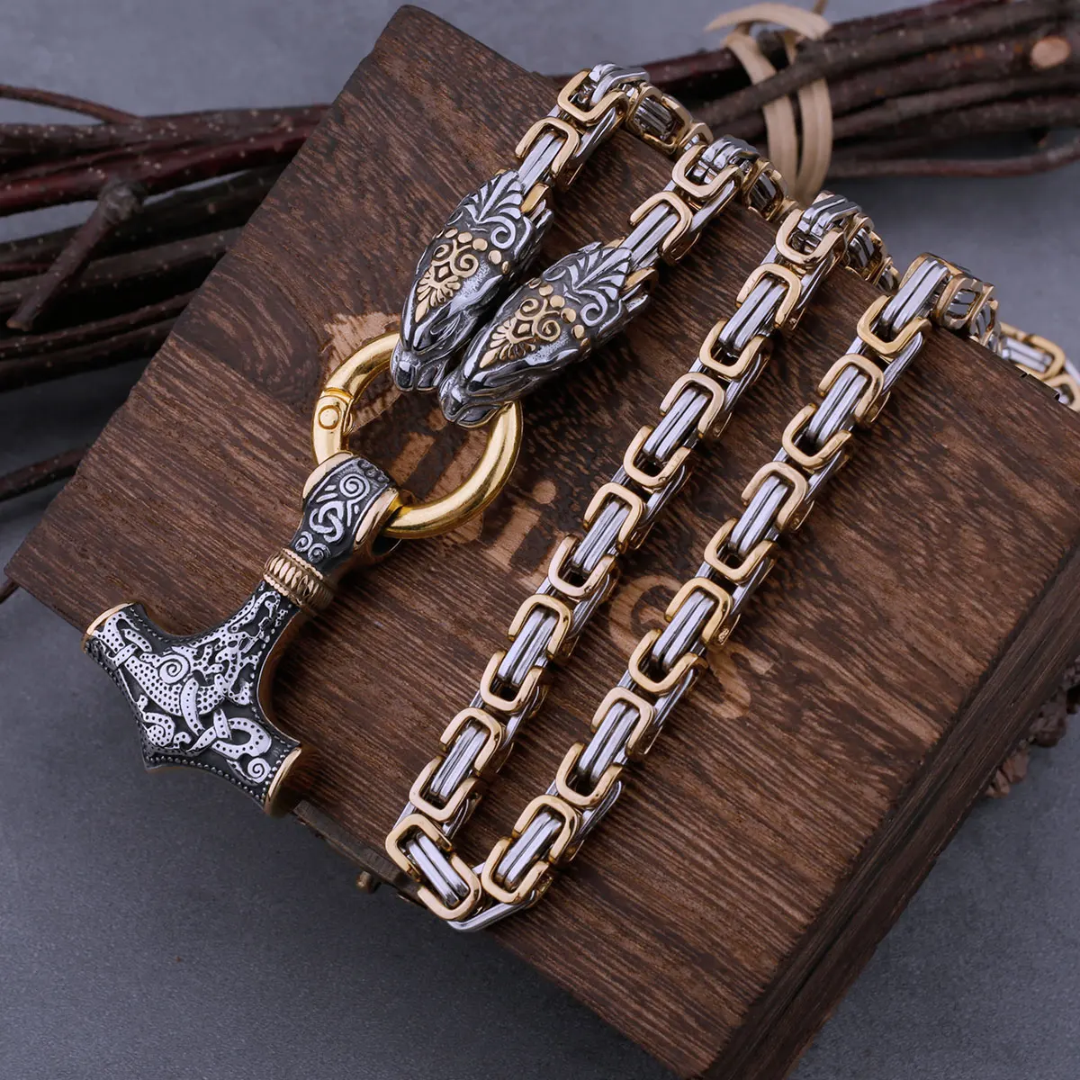 Viking Men's Dragon Head Necklace Thor's Hammer Fashion Hip Hop Biker Amulet Pendant Stainless Steel Jewelry Nordic Gifts
Viking Men's Dragon Head Necklace Thor's Hammer Fashion Hip Hop Biker Amulet Pendant Stainless Steel Jewelry Nordic Gifts
