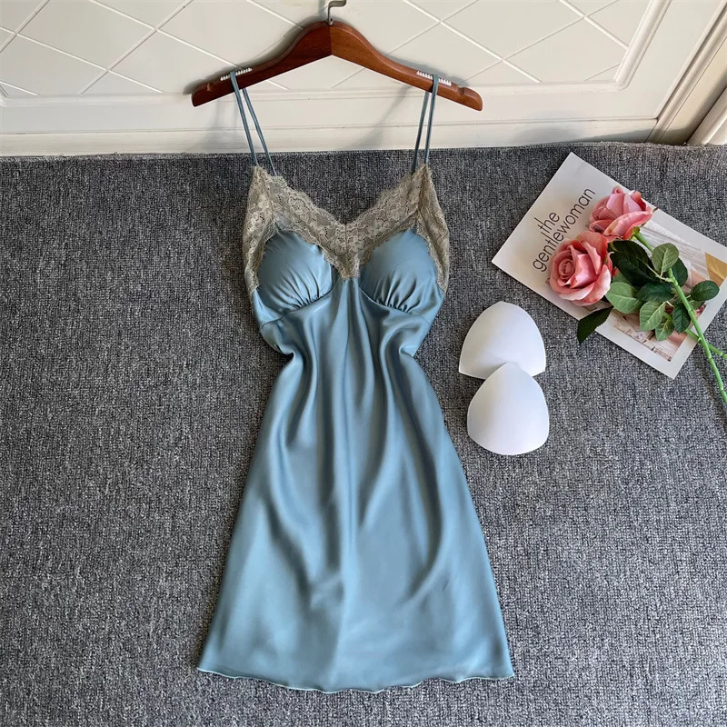 Ночная сорочка Женская атласная на тонких бретельках, милая пижама из вискозы, пикантная кружевная ночная рубашка, лето
Ночная сорочка Женская атласная на тонких бретельках, милая пижама из вискозы, пикантная кружевная ночная рубашка, лето