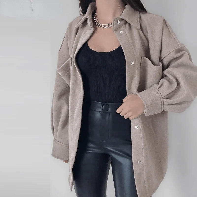 ZA 2021 New Autumn Winter Fashion Woolen Coat Women Loose Shirt Coat Casual Solid Ladies Coat Solid Lapel Jacket 
ZA 2021 New Autumn Winter Fashion Woolen Coat Women Loose Shirt Coat Casual Solid Ladies Coat Solid Lapel Jacket