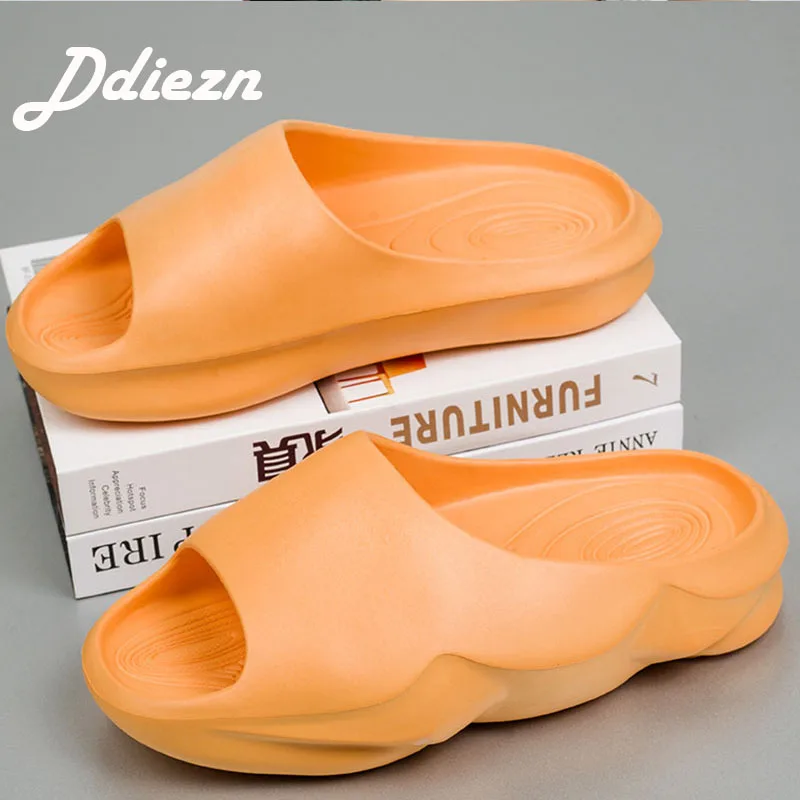 Шлепанцы для мужчин и женщин, сандалии на толстой подошве, шлепанцы для дома, пляжная обувь на платформе, Тапочки для ванной комнаты, лето 2023 
Шлепанцы для мужчин и женщин, сандалии на толстой подошве, шлепанцы для дома, пляжная обувь на платформе, Тапочки для ванной комнаты, лето 2023